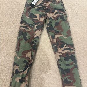 Veronica Beard Kane Camo Pant